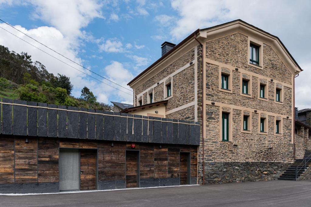 Apartamentos Rurales Casa Llongo Coana Exterior photo