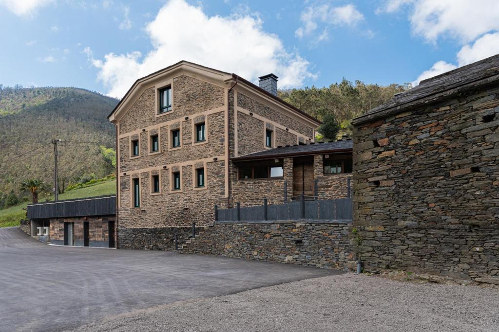 Apartamentos Rurales Casa Llongo Coana Exterior photo