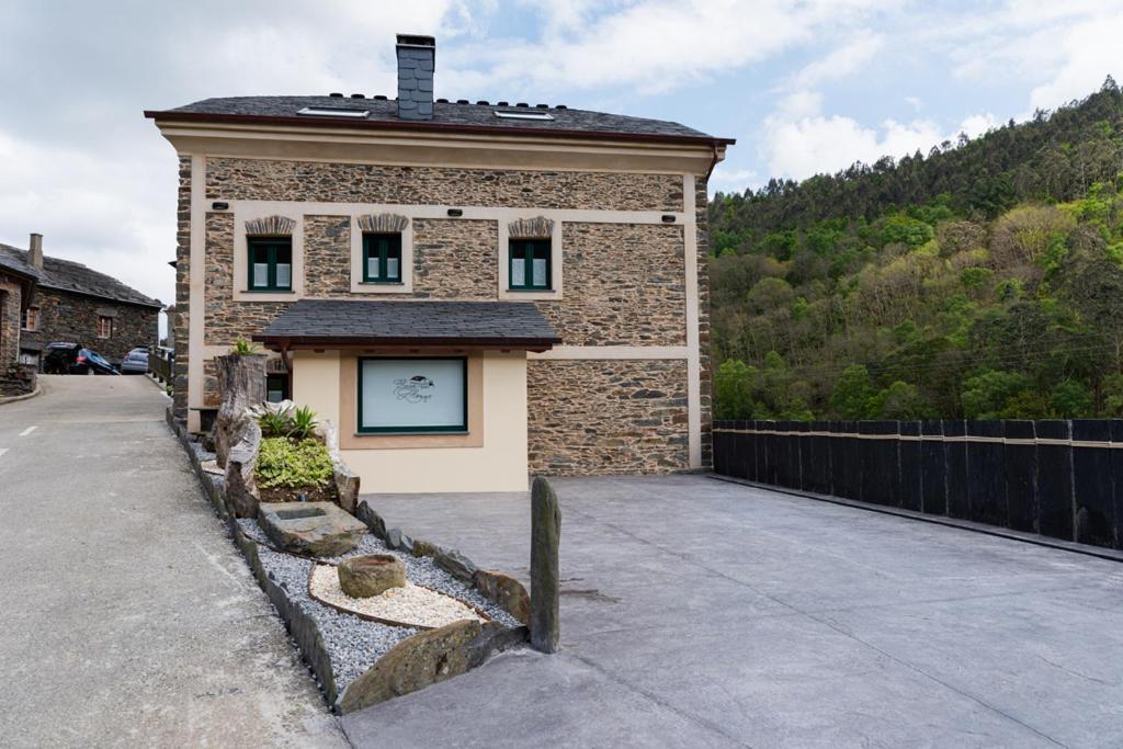 Apartamentos Rurales Casa Llongo Coana Exterior photo