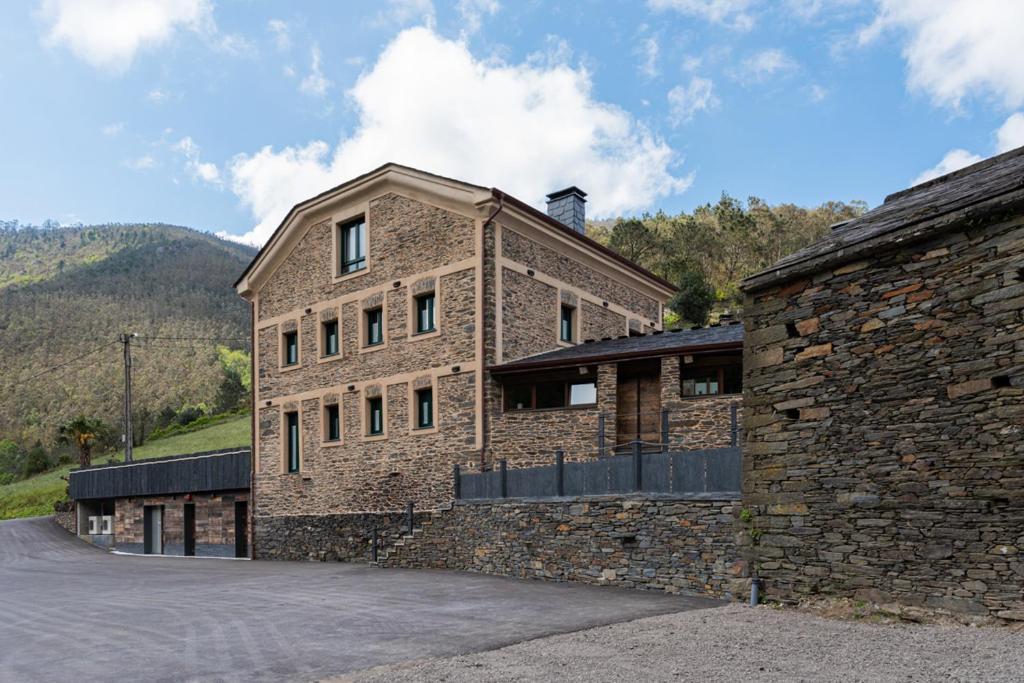 Apartamentos Rurales Casa Llongo Coana Exterior photo