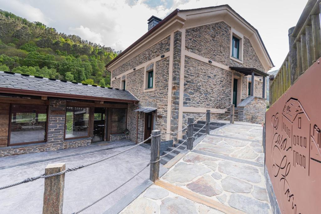 Apartamentos Rurales Casa Llongo Coana Exterior photo