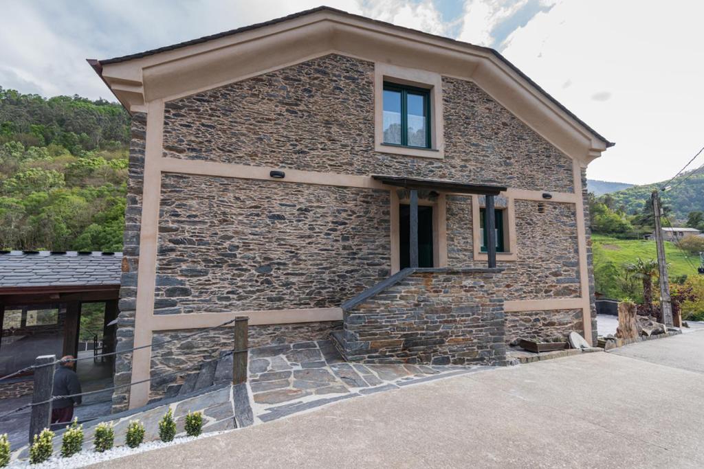 Apartamentos Rurales Casa Llongo Coana Exterior photo